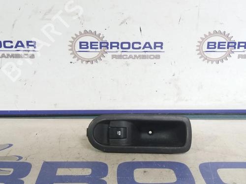 Used Left rear window switch RENAULT MEGANE II Saloon (LM0/1_) 1.5 dCi (LM1E) (106 hp) 31569422