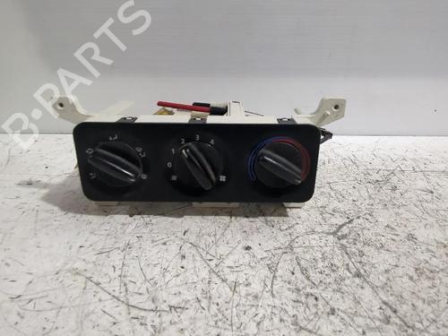 Commande Chauffage LAND ROVER FREELANDER I (L314) 2.0 Td4 4x4 (109 hp) 32848548