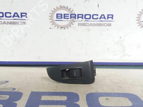 Used Right rear window switch Right rear window switch TOYOTA AVENSIS (_T25_) 1.8 VVT-i (ZZT251_, ZZT251R) (129 hp) 31678128 31678128