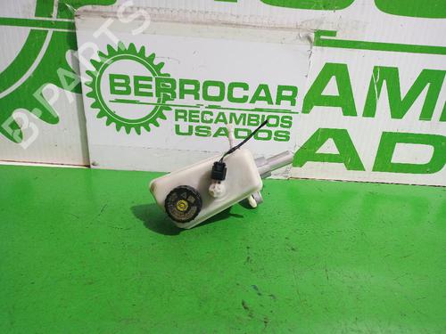 Used Brake master cylinder RENAULT LAGUNA III Grandtour (KT0/1) 3.0 dCi (KT03, KT13) (235 hp) 31552552