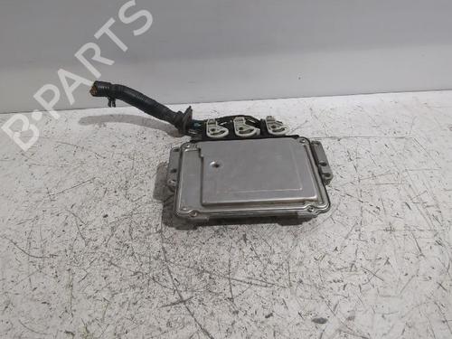 Used Engine control unit (ECU) Engine control unit (ECU) FORD FOCUS II Saloon (DB_, FCH, DH) 1.6 TDCi (90 hp) 33735490 33735490