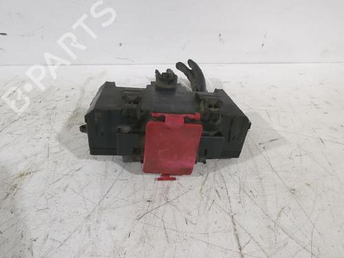 Used Fuse box MERCEDES-BENZ CLK (C209) CLK 240 (209.361) (170 hp) 31564402