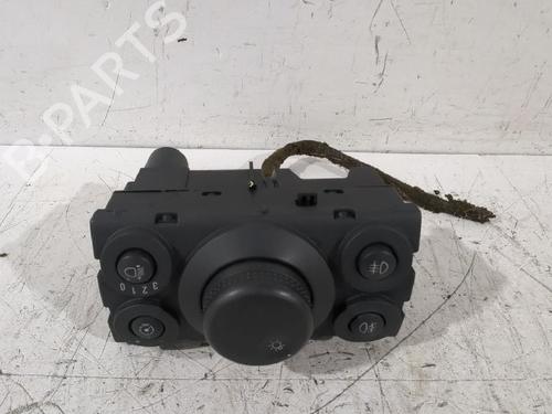 Forlygtekontakt Forlygtekontakt OPEL ASTRA H Saloon (A04) 1.7 CDTi (L69) (101 hp) 33735129 33735129