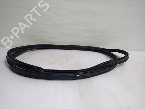 Gummiliste MITSUBISHI ASX (GA_W_) 1.8 DI-D 4WD (GA6W) (116 hp) 31558432