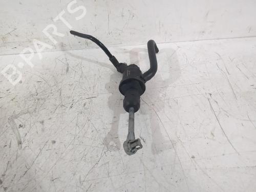 Clutch slave cylinder SUZUKI SWIFT III (MZ, EZ) 1.3 (RS413, ZC11S) | BP32490139M113 