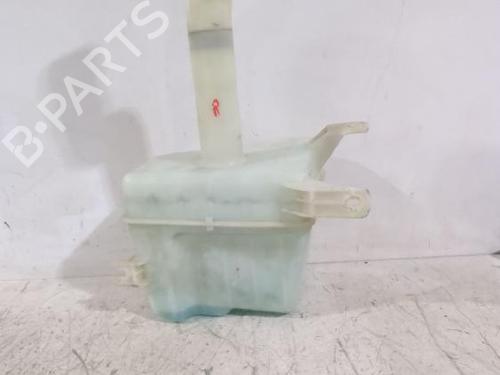 Sprinklertank Sprinklertank HYUNDAI TUCSON (JM) 2.0 CRDi (113 hp) 32462522 32462522