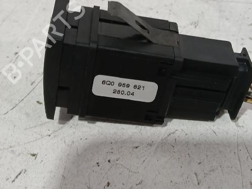 Switch VW POLO IV Saloon (9N2, 9N4) 1.9 TDI | BP32464179I30