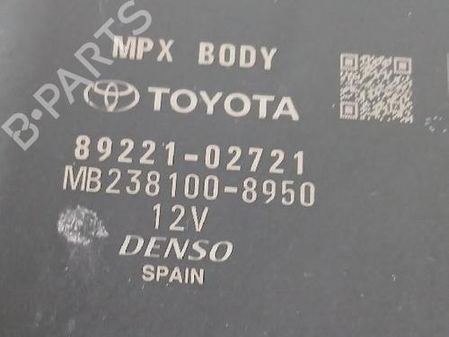 Electronic module TOYOTA COROLLA Saloon (_E21_) 1.8 VVTi Hybrid (ZWE211) | BP33747271M83 - Image 7