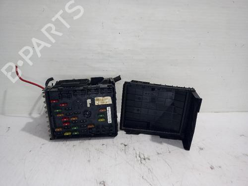 Used Fuse box VW PASSAT B7 (362) 1.6 TDI (105 hp) 31557501