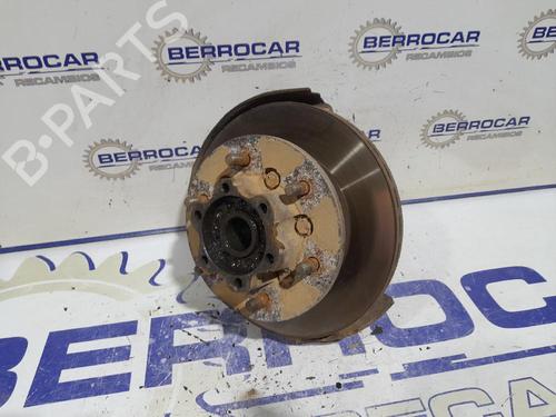 Used Left front steering knuckle MITSUBISHI PAJERO I Canvas Top (L04_G) 2.5 TD (L044G, L049G) (84 hp) 31540295