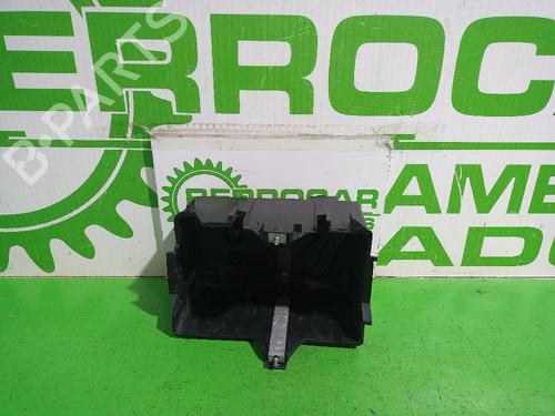 Used Support FORD FIESTA V (JH_, JD_) 1.4 TDCi (68 hp) 31552944