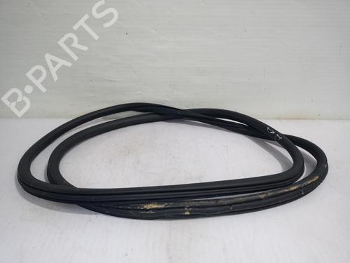 rubber-door-seal-peugeot-308-sw-ii-lc_-lj_-lr_-lx_-l4_-2014-2015-2016-2017-2018-2019-2020-2021-31558169 main image