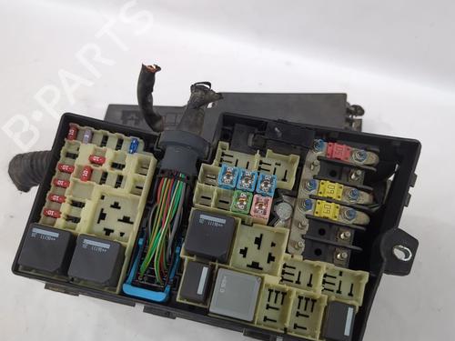 Used Fuse box Fuse box 38865707 38865707