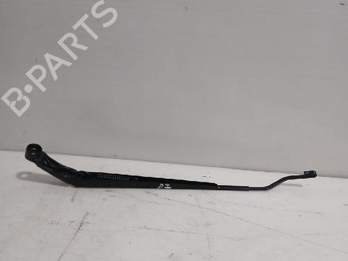 Front windshield wiper arm TOYOTA YARIS (_P21_, _PA1_, _PH1_) 1.5 Hybrid (MXPH11) | BP31567037C143