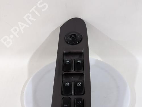 Left front window switch HYUNDAI TERRACAN (HP) 2.9 CRDi 4WD | BP38868737I27 - Image 1