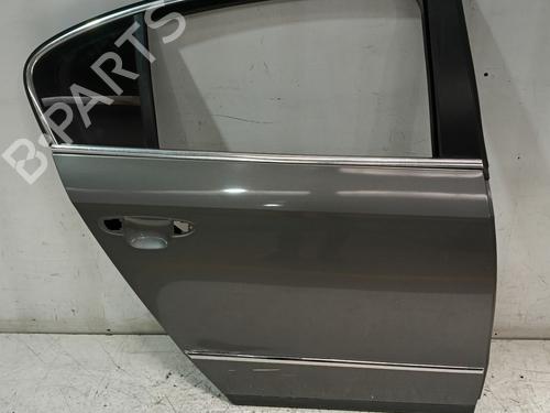 right-rear-door-vw-passat-b6-3c2-2005-2006-2007-2008-2009-2010-2011-38498658 main image