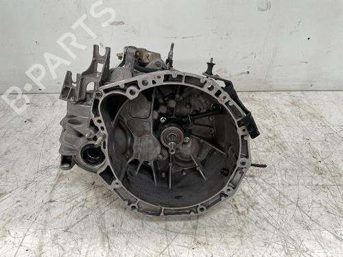 gearbox-renault-scenic-ii-jm01_-2003-2004-2005-2006-2007-2008-2009-2010-31677427 main image