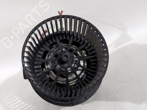 Used Heater blower motor Heater blower motor PEUGEOT 207 (WA_, WC_) 1.4 HDi (68 hp) 39721604 39721604
