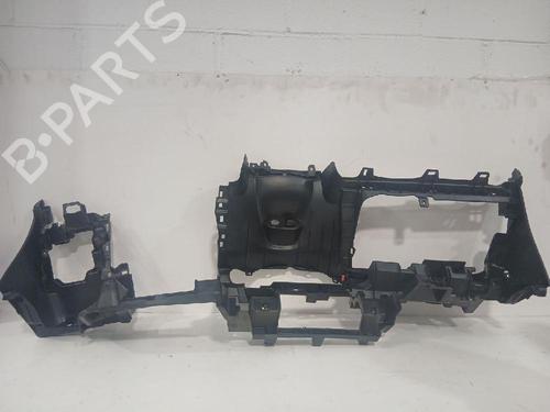 Instrumentbræt TOYOTA YARIS (_P13_) 1.5 (NSP131_) (112 hp) 31562950