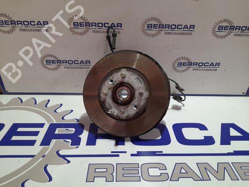 Used Left front steering knuckle HYUNDAI GETZ (TB) 1.5 CRDi (82 hp) 31539048
