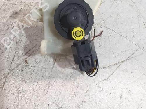 power-steering-reservoir-ford-focus-i-daw-dbw-1998-1999-2000-2001-2002-2003-2004-2005-2006-2007-2008-2009-31566325 main image