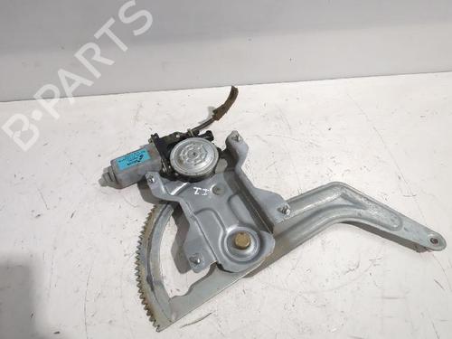 Rudehejsemekanisme venstre bagtil KIA RIO I Saloon (DC_) 1.3 (75 hp) 31568582