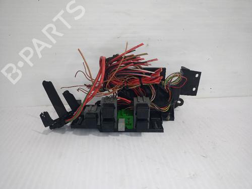 Used Fuse box Fuse box MERCEDES-BENZ VITO Van (W638) 112 CDI 2.2 (638.094) (122 hp) 31555439 31555439