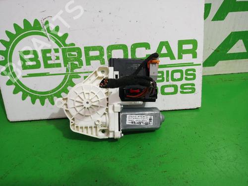 Used Right front window motor SEAT ALTEA XL (5P5, 5P8) 1.6 TDI (105 hp) 31548851