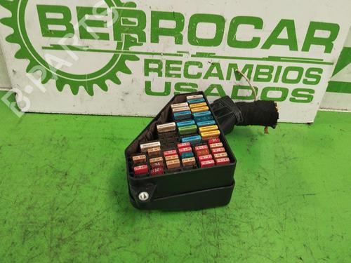 Used Fuse box Fuse box 31546168 31546168
