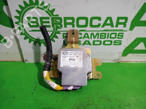 Used ECU airbags KIA SORENTO I (JC) 2.5 CRDi (170 hp) 31551762