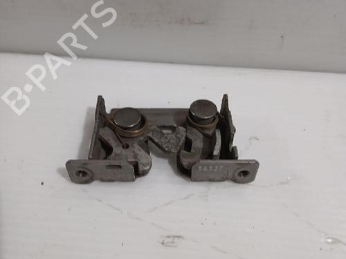 Fechadura do capot BMW 1 (E87) 120 d (177 hp) 31565704