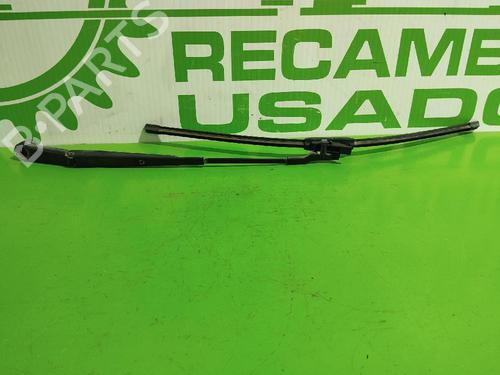 front-windshield-wiper-arm-citroen-c4-picasso-i-mpv-ud_-2006-2007-2008-2009-2010-2011-2012-2013-2014-2015-31674320 main image