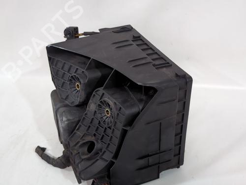 Fuse box VW PASSAT B6 (3C2) 2.0 TDI 16V | BP38868444E1 - Image 4
