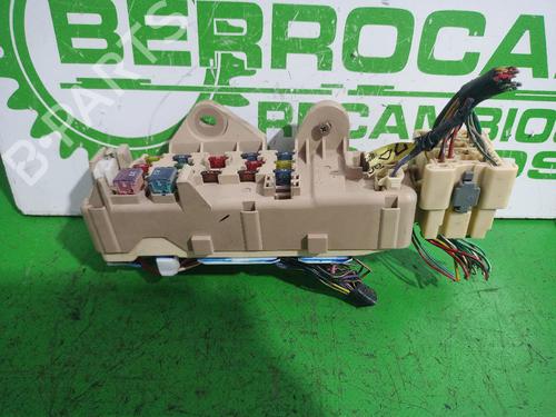 Used Fuse box Fuse box MAZDA 626 V (GF) 2.0 (GFEP) (136 hp) 31547421 31547421