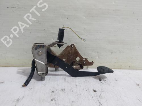 Pedal freno NISSAN MICRA III (K12) 1.2 16V (80 hp) 31561835