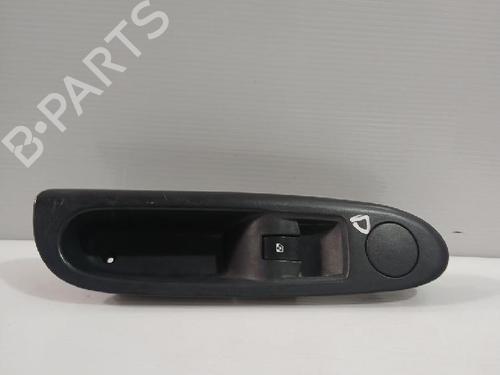 Used Right front window switch Right front window switch RENAULT CLIO II (BB_, CB_) 1.2 (BB0A, BB0F, BB10, BB1K, BB28, BB2D, BB2H, CB0A,... (58 hp) 31564867 31564867