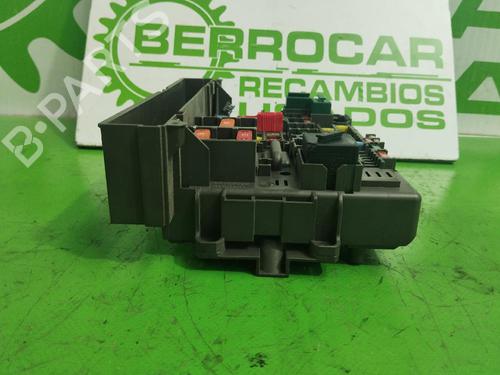 Fuse box BMW 3 Touring (E91) | BP31674787E1