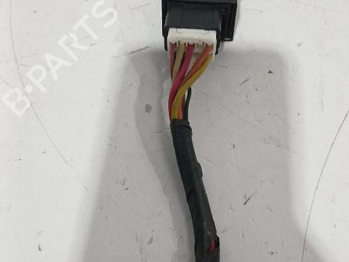 Right rear window switch HYUNDAI TUCSON (JM) 2.0 CRDi | BP31568500I28 