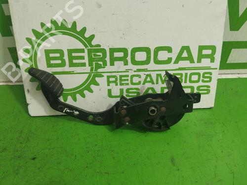 Used Break pedal RENAULT CLIO II (BB_, CB_) [1998-2016]  31675157