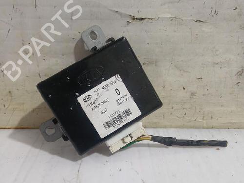 Used Electronic module Electronic module KIA CARENS III MPV (UN) 2.0 CRDi 140 (140 hp) 31564070 31564070