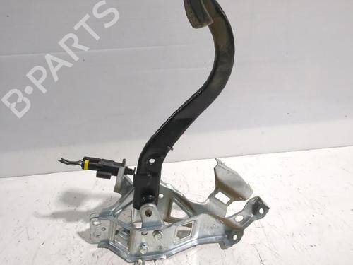 Used Break pedal OPEL ZAFIRA A MPV (T98) 2.0 DTI 16V (F75) (101 hp) 32463720
