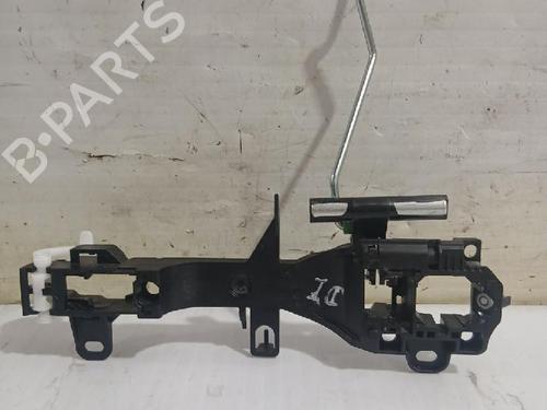 front-left-exterior-door-handle-toyota-rav-4-v-_a5_-_h5_-2018-31563944 main image