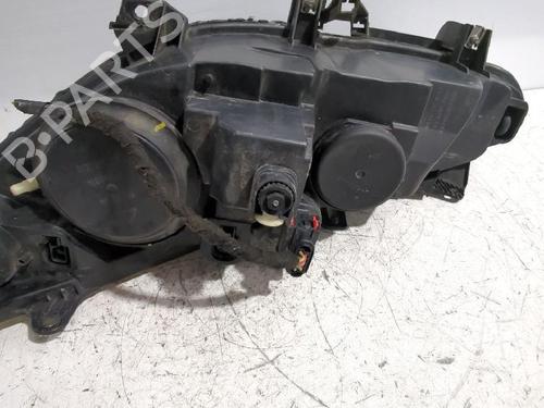 Right headlight PEUGEOT 307 (3A/C) 1.4 16V | BP32465845C29