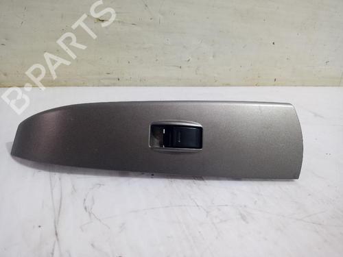 Used Left rear window switch Left rear window switch TOYOTA PRIUS Liftback (_W2_) 1.5 Hybrid (NHW20_, NHW20R) (112 hp) 31562108 31562108