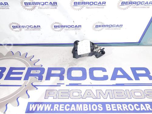 Used Rear left seatbelt TOYOTA YARIS (_P1_) 1.0 (SCP10_, SCP10R) (65 hp) 31569169