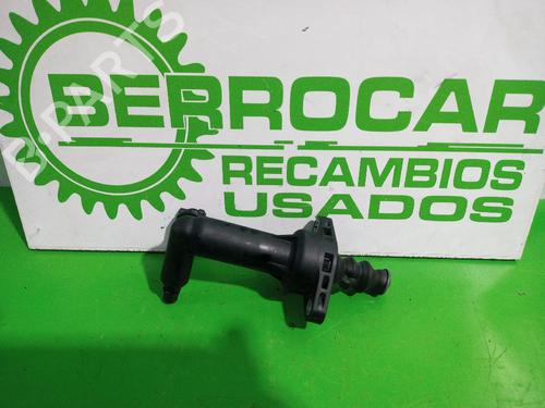 Used Clutch slave cylinder Clutch slave cylinder SEAT ALTEA XL (5P5, 5P8) 1.4 TSI (125 hp) 31543500 31543500