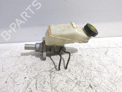 Used Brake master cylinder TOYOTA YARIS (_P9_) 1.33 VVT-i (NSP90_, NSP90R) (100 hp) 32466173