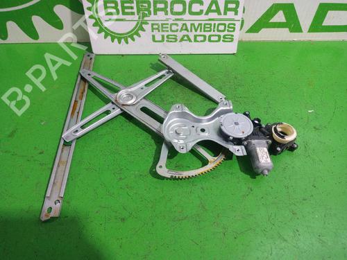 Used Right front window motor TOYOTA AURIS (_E18_) 1.2 (NRE185_, NRE185R) (116 hp) 31547769