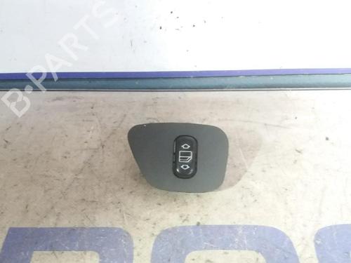 Used Left rear window switch MERCEDES-BENZ E-CLASS (W210) E 300 D (210.020) (136 hp) 31569792