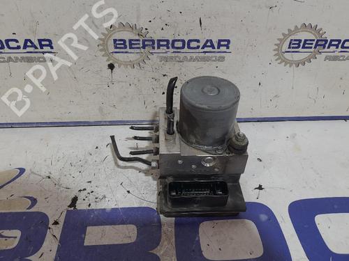 Used ABS pump ABS pump PEUGEOT 5008 (0U_, 0E_) 2.0 HDi 150 / BlueHDi 150 (150 hp) 31540540 31540540